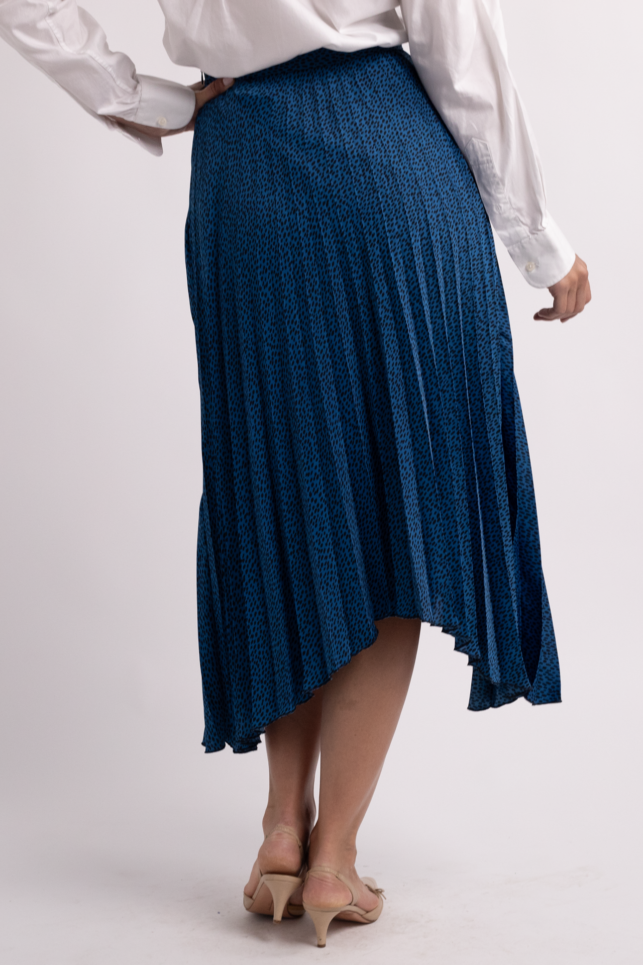 Banana Republic Blue Dotted Pleated Midi Skirt